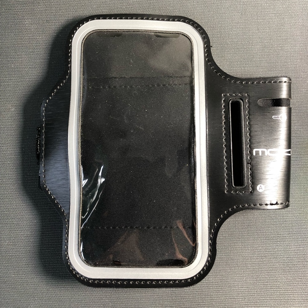 Moko Cell Phone Holder with Adjustable Velcro Arm Band for Running NEW